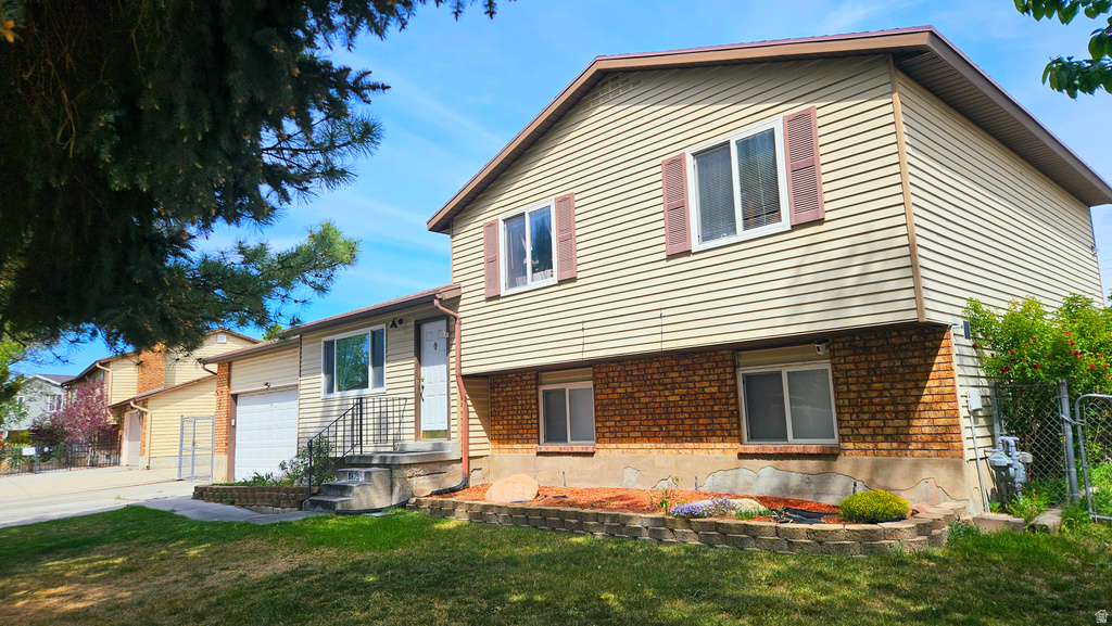 6679 S 3235 W West Jordan, UT 84084