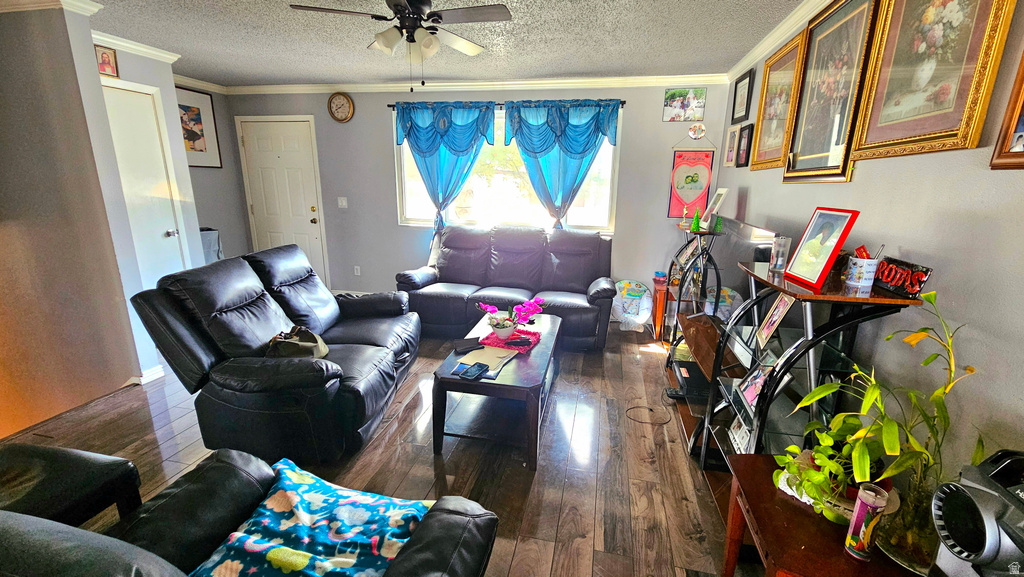 6679 S 3235 W West Jordan, UT 84084