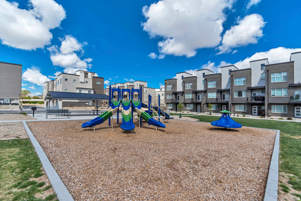 5502 W VICTORY LAP CT West Valley City, UT 84120