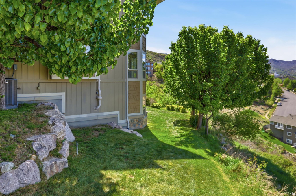 1342 E NORTHRIDGE DR Bountiful, UT 84010