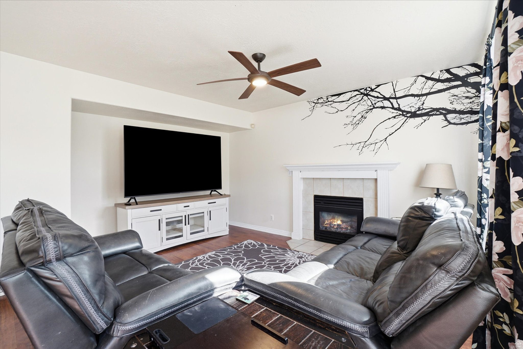 1359 W PARKSIDE LN Layton, UT 84041