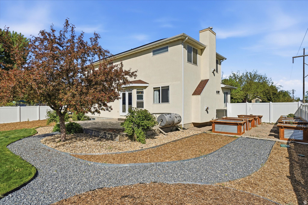 1359 W PARKSIDE LN Layton, UT 84041