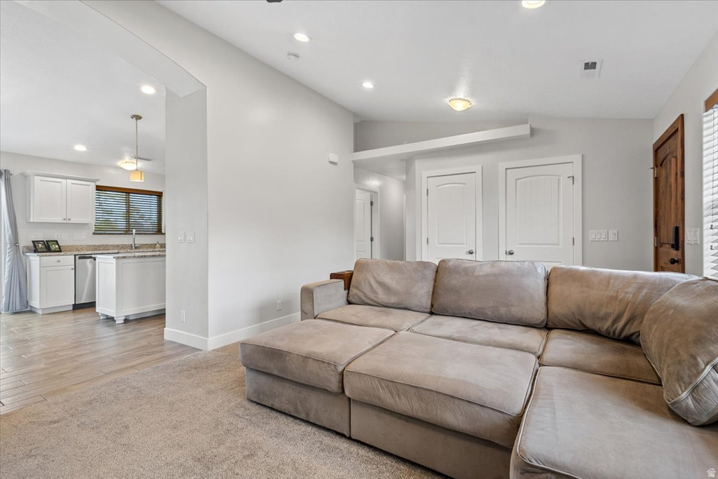 978 S 190 W Orem, UT 84058