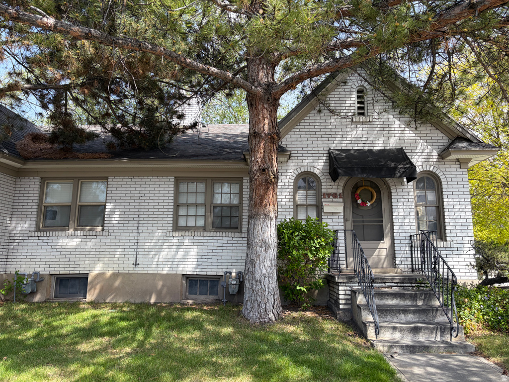 1759 S 700 E Salt Lake City, UT 84105