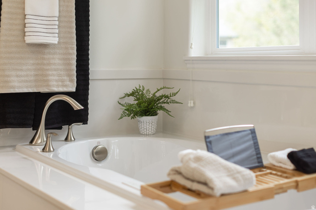 105 BUCKINGHAM DR Providence, UT 84332