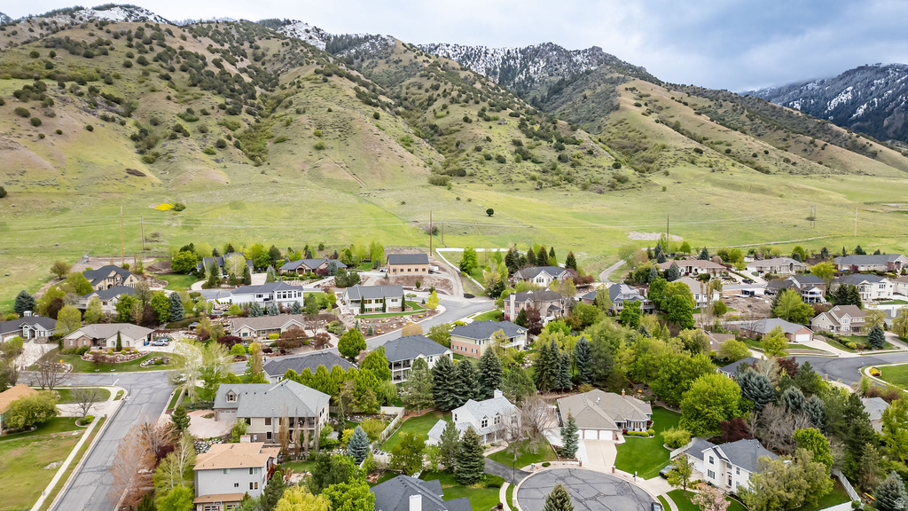 105 BUCKINGHAM DR Providence, UT 84332