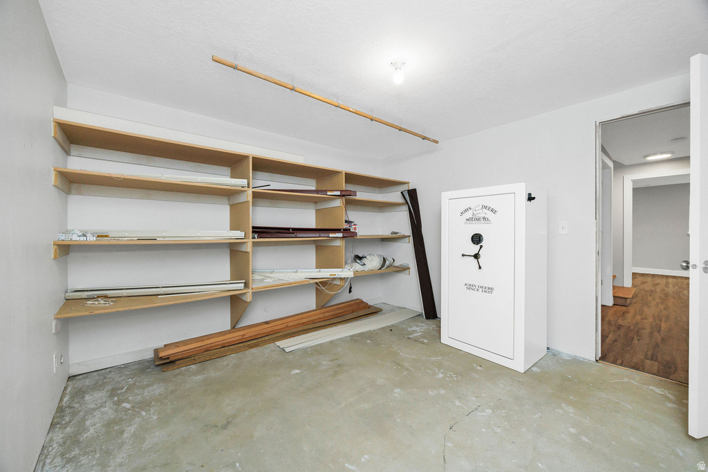 105 BUCKINGHAM DR Providence, UT 84332