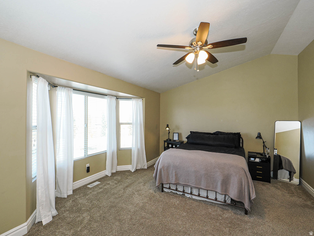 879 W SADDLEBROOK DR Kaysville, UT 84037