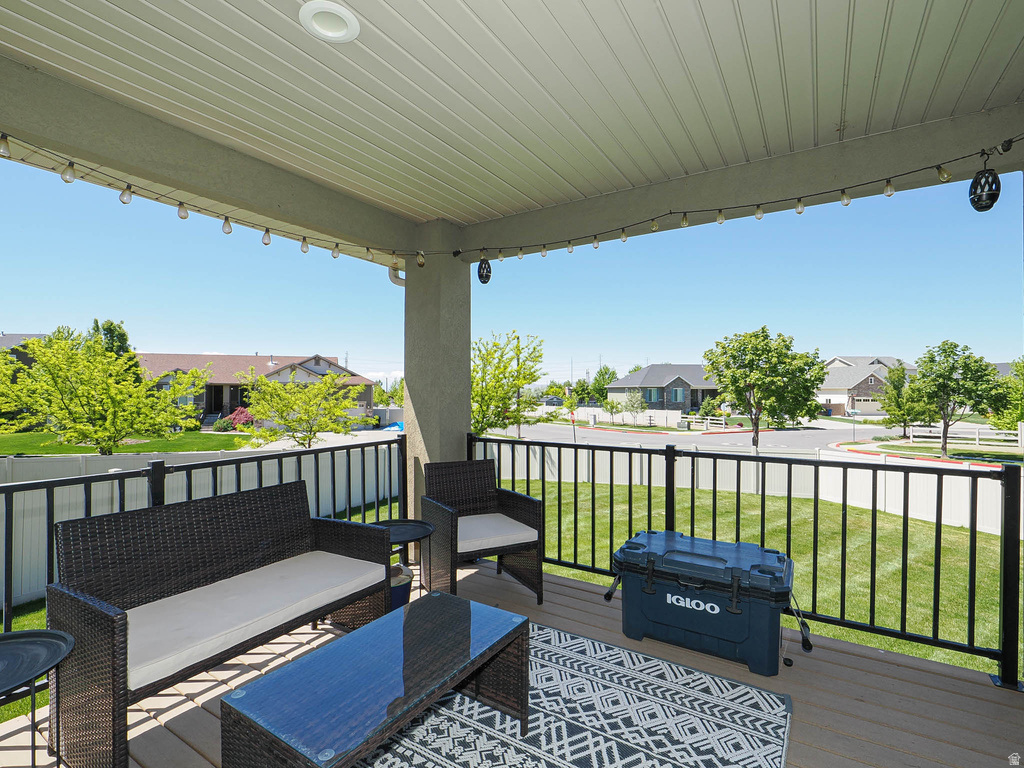 879 W SADDLEBROOK DR Kaysville, UT 84037