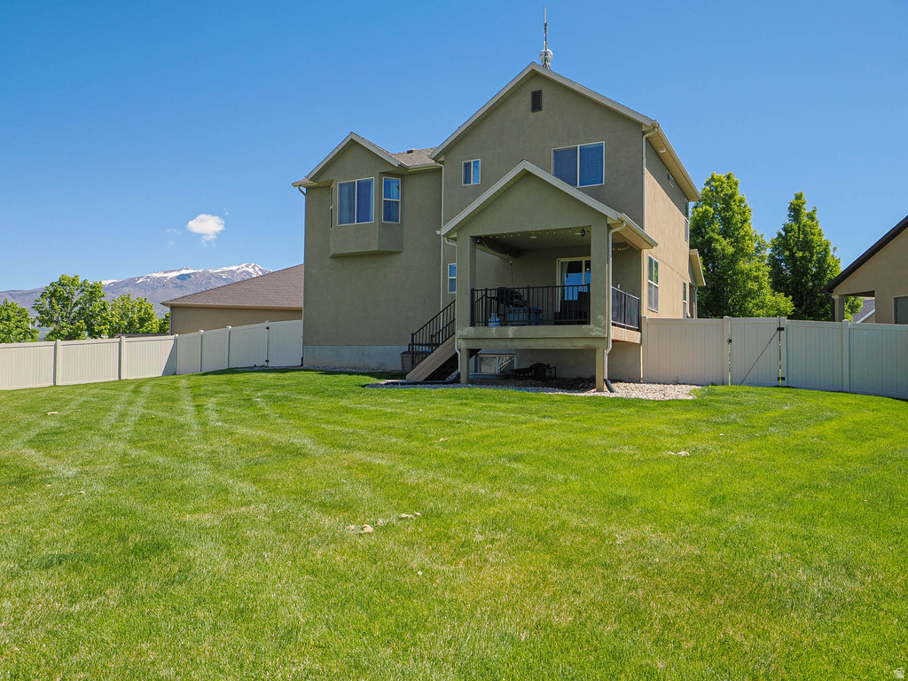 879 W SADDLEBROOK DR Kaysville, UT 84037