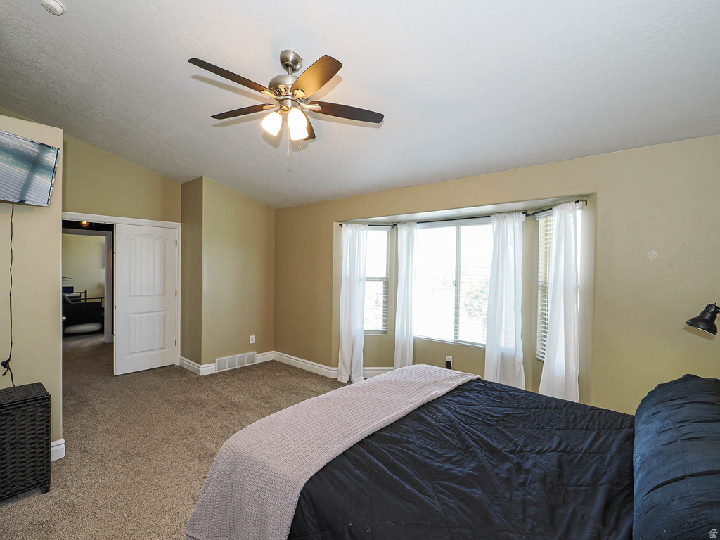 879 W SADDLEBROOK DR Kaysville, UT 84037