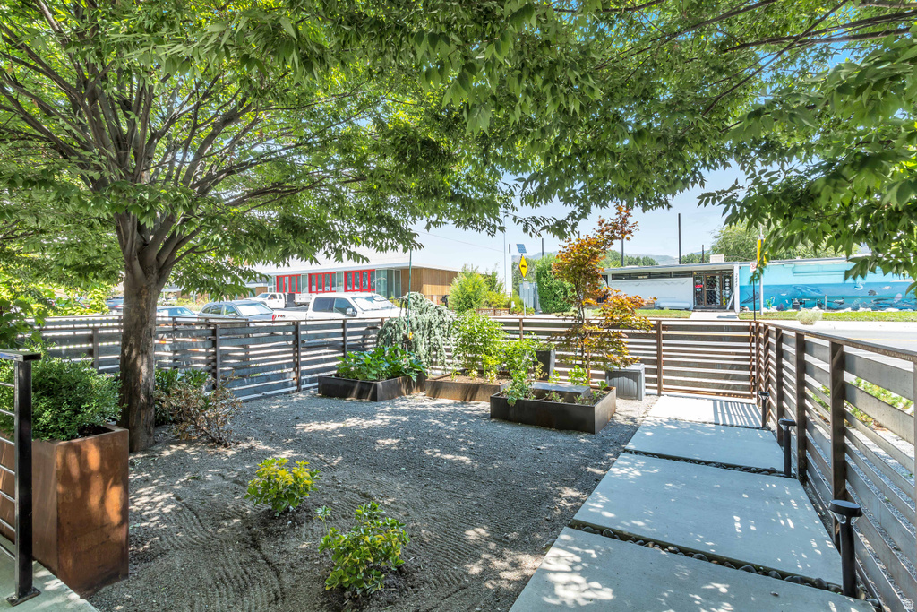 2444 S 900 E Salt Lake City, UT 84106