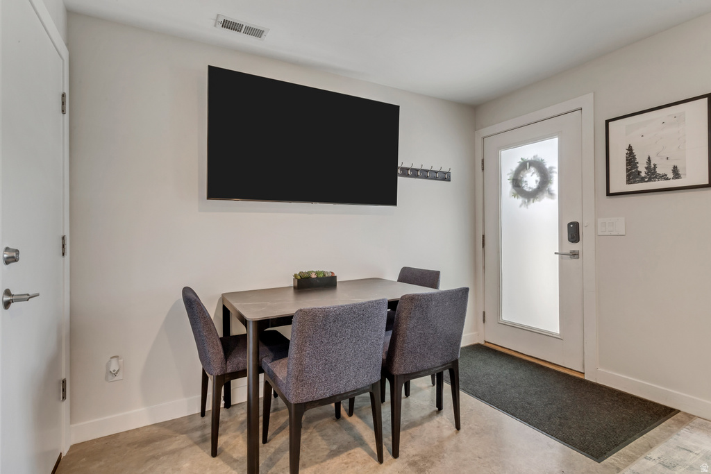 2444 S 900 E Salt Lake City, UT 84106