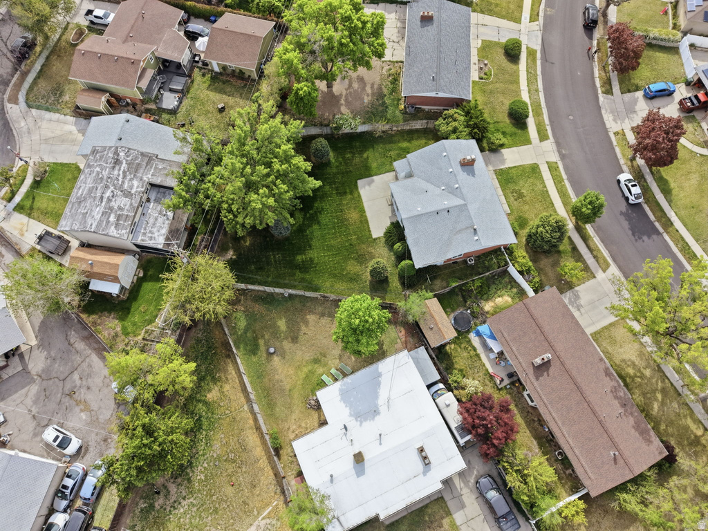 3677 W KEWANEE DR West Valley City, UT 84120