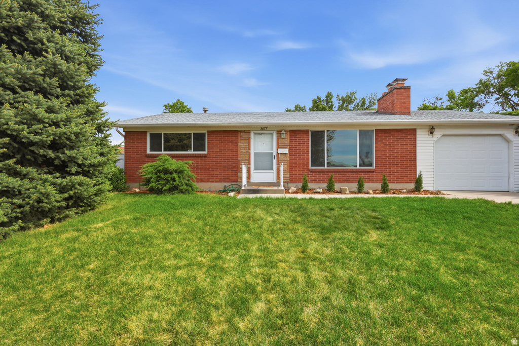 3677 W KEWANEE DR West Valley City, UT 84120