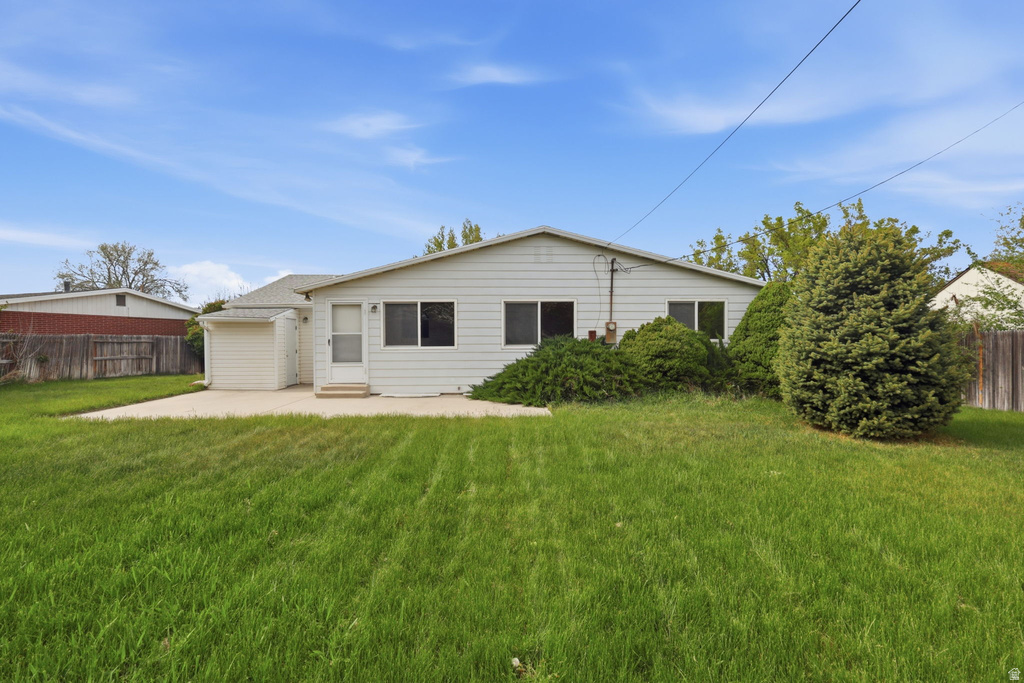 3677 W KEWANEE DR West Valley City, UT 84120