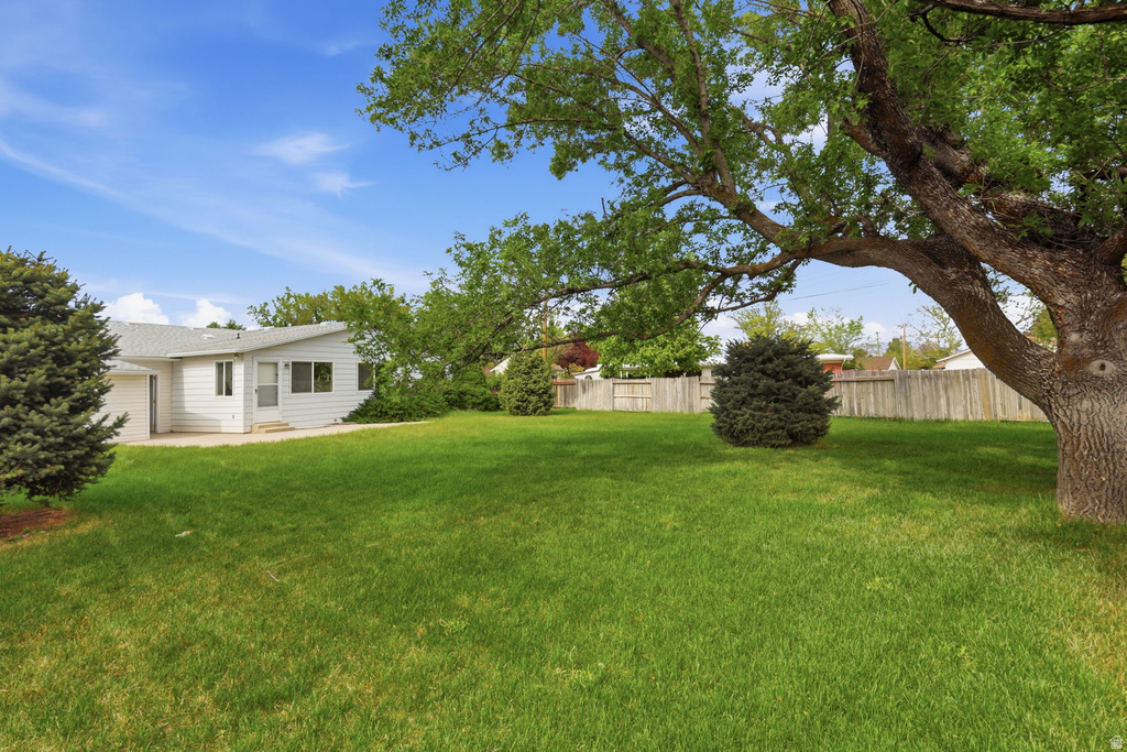 3677 W KEWANEE DR West Valley City, UT 84120