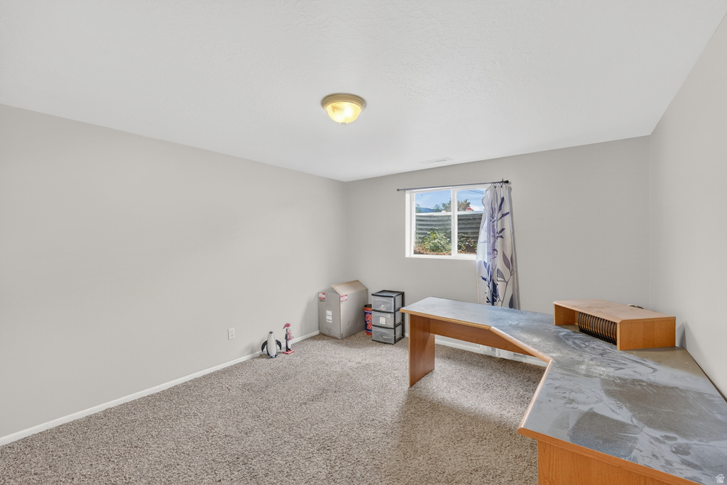 7670 S 1000 E Midvale, UT 84047