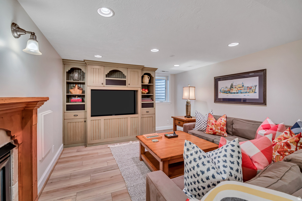 1863 E GARFIELD AVE Salt Lake City, UT 84108