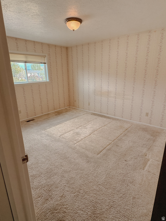 324 N 300 W Vernal, UT 84078