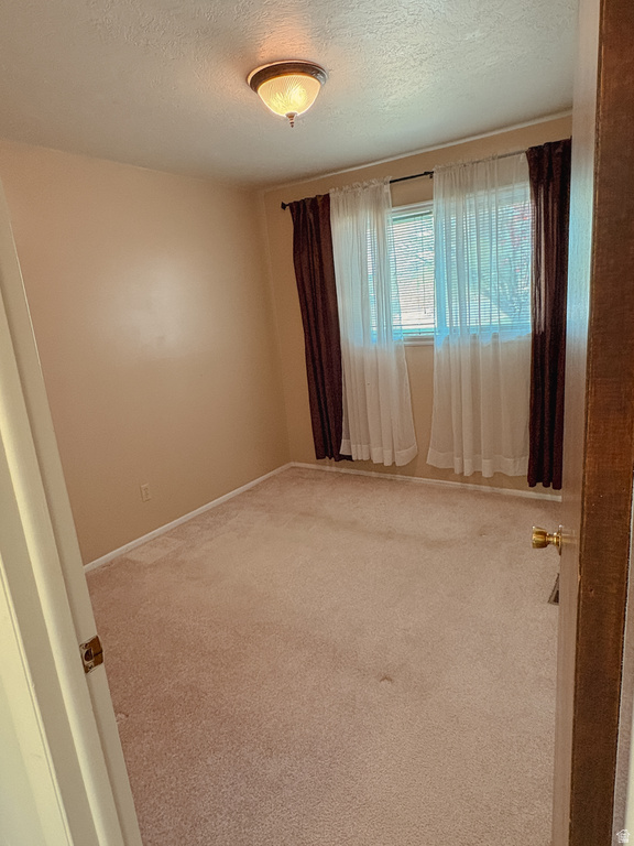 324 N 300 W Vernal, UT 84078