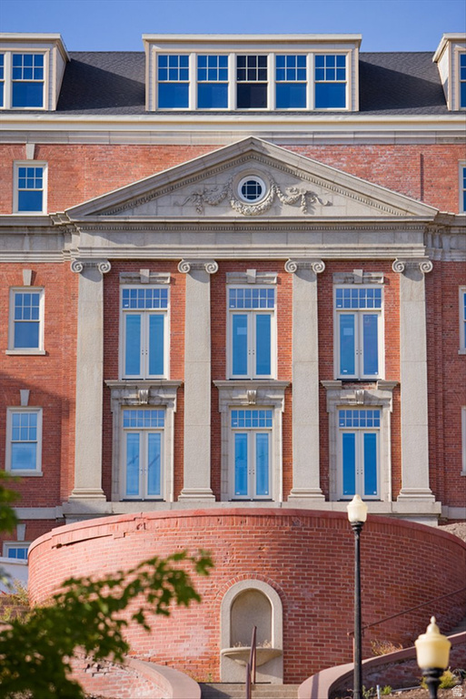 400 E CAPITOL PARK AVE #401 Salt Lake City, UT 84103