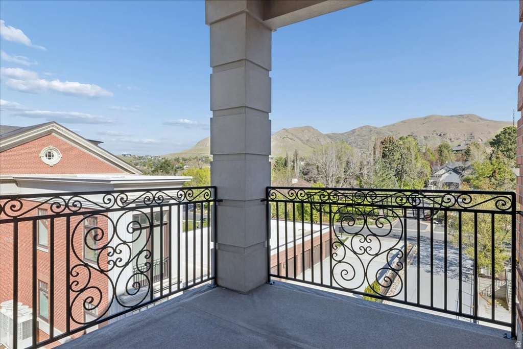 400 E CAPITOL PARK AVE #401 Salt Lake City, UT 84103