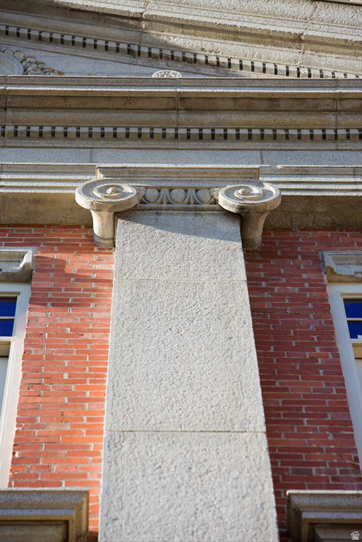 400 E CAPITOL PARK AVE #401 Salt Lake City, UT 84103