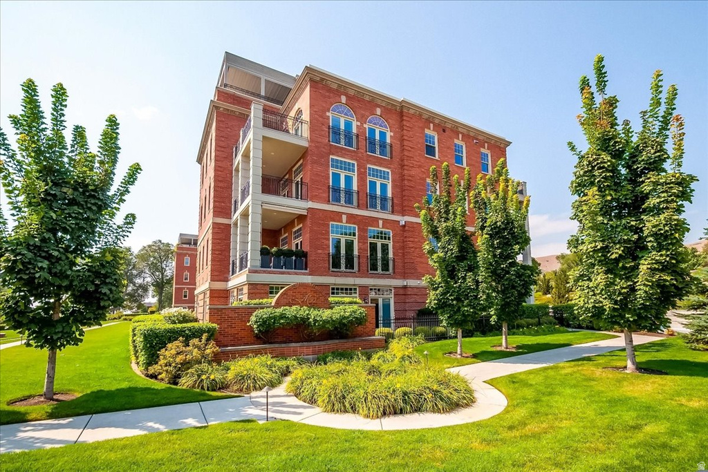 400 E CAPITOL PARK AVE #401 Salt Lake City, UT 84103