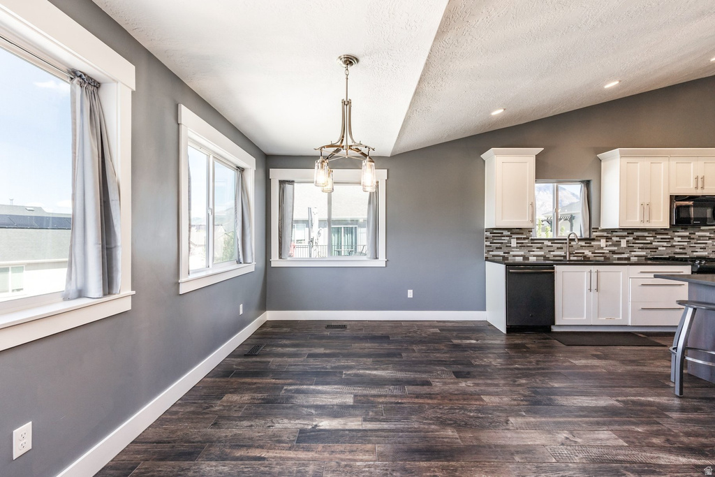 692 STONE BROOK CIR Santaquin, UT 84655