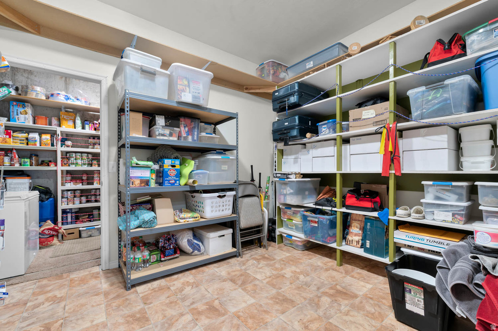 2887 S STAR BROOK CIR CIR West Valley City, UT 84128