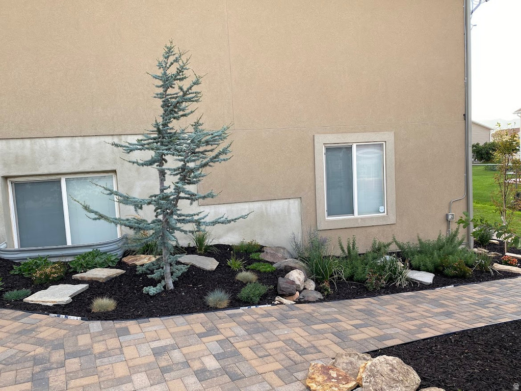 2887 S STAR BROOK CIR CIR West Valley City, UT 84128