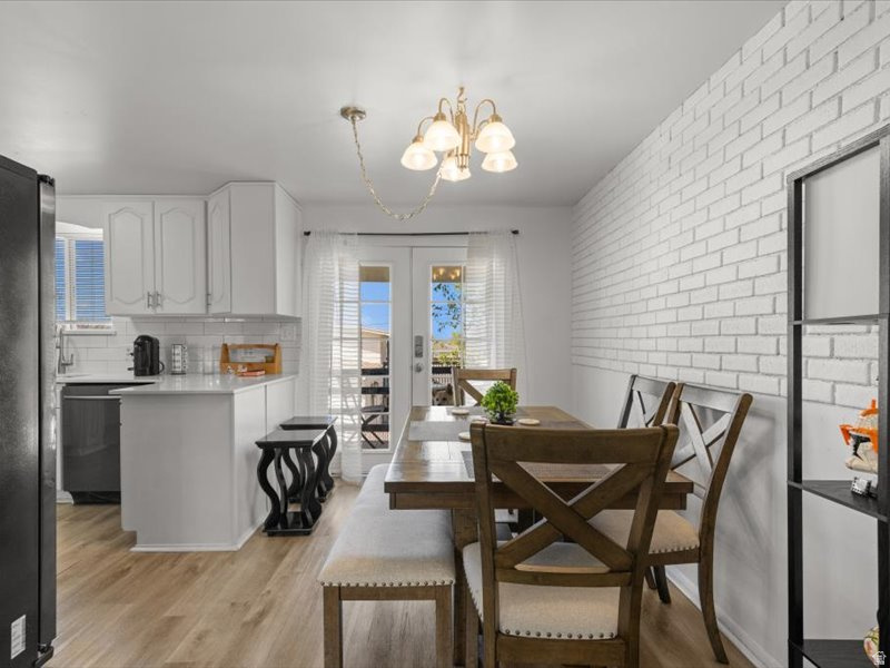 21 QUEBEC CIR Tooele, UT 84074