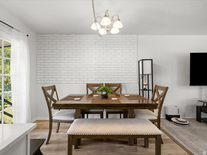 21 QUEBEC CIR Tooele, UT 84074