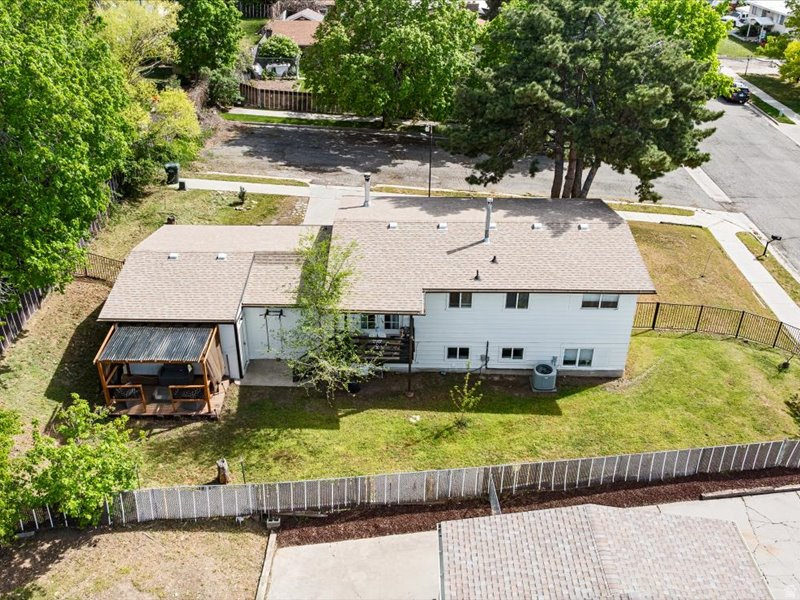 21 QUEBEC CIR Tooele, UT 84074