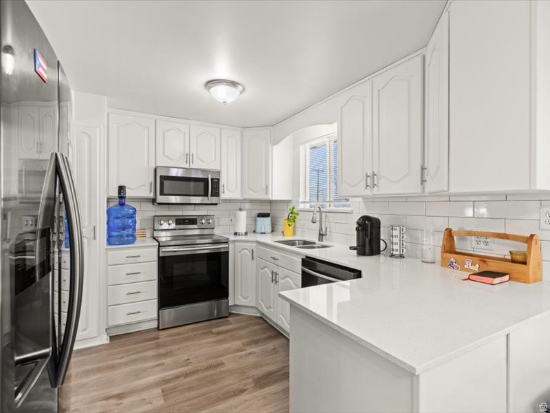 21 QUEBEC CIR Tooele, UT 84074