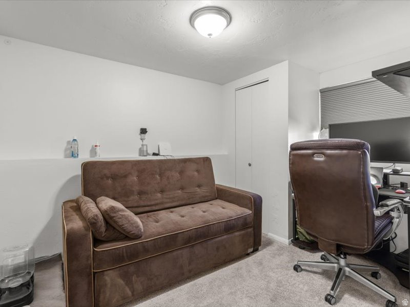 21 QUEBEC CIR Tooele, UT 84074