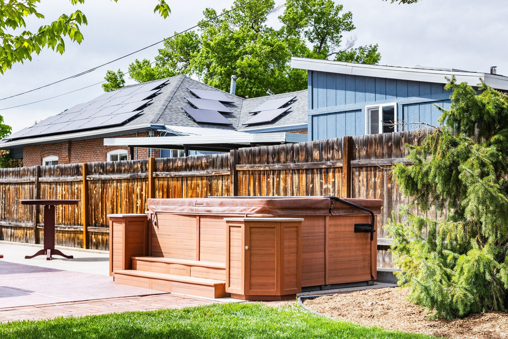 1757 S 800 E Salt Lake City, UT 84105