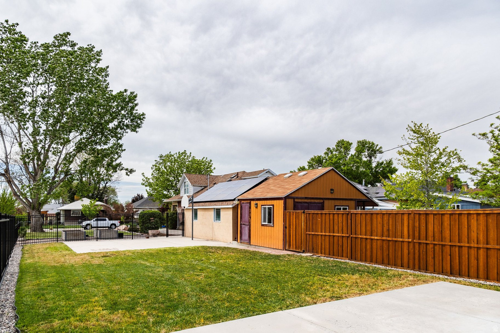 1757 S 800 E Salt Lake City, UT 84105