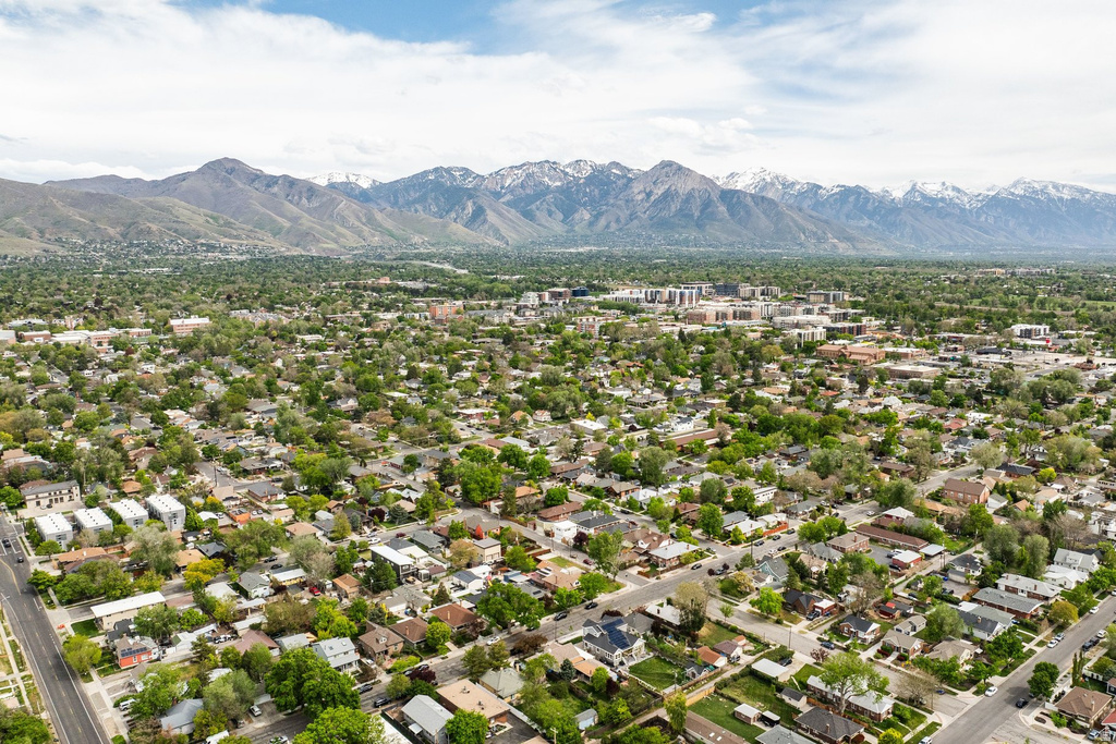 1757 S 800 E Salt Lake City, UT 84105