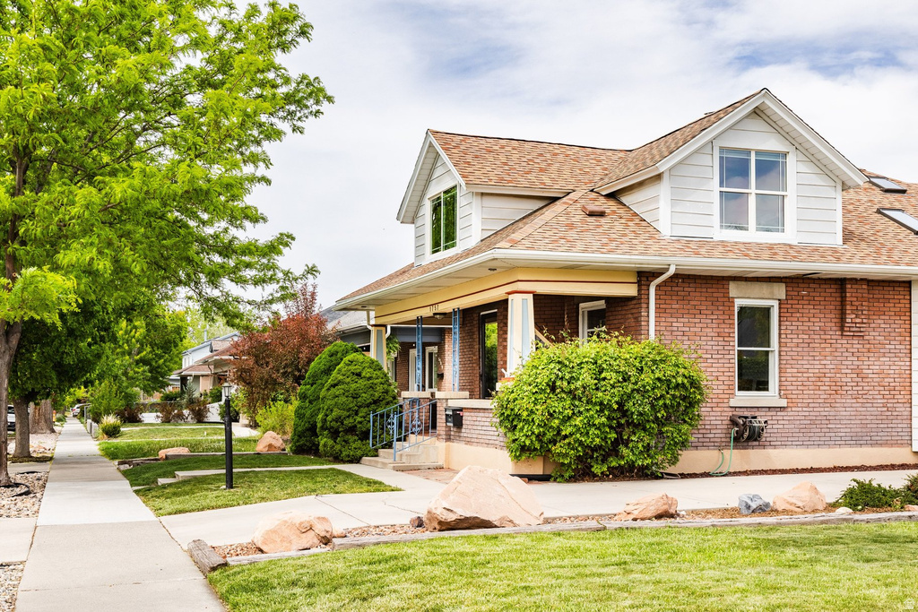 1757 S 800 E Salt Lake City, UT 84105