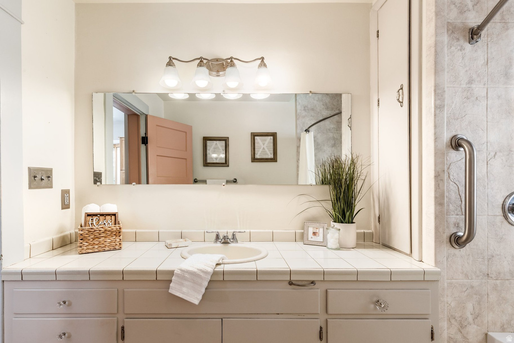 1757 S 800 E Salt Lake City, UT 84105