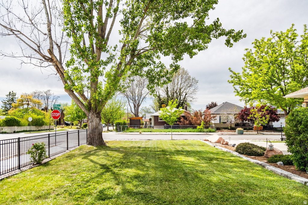 1757 S 800 E Salt Lake City, UT 84105