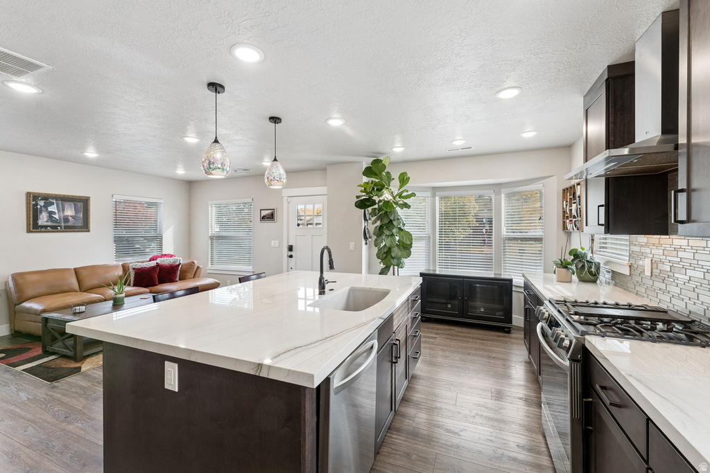2724 S LAKE ST Salt Lake City, UT 84106