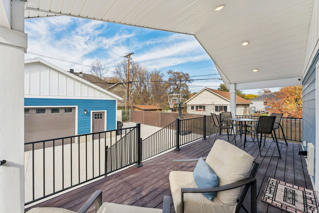 2724 S LAKE ST Salt Lake City, UT 84106