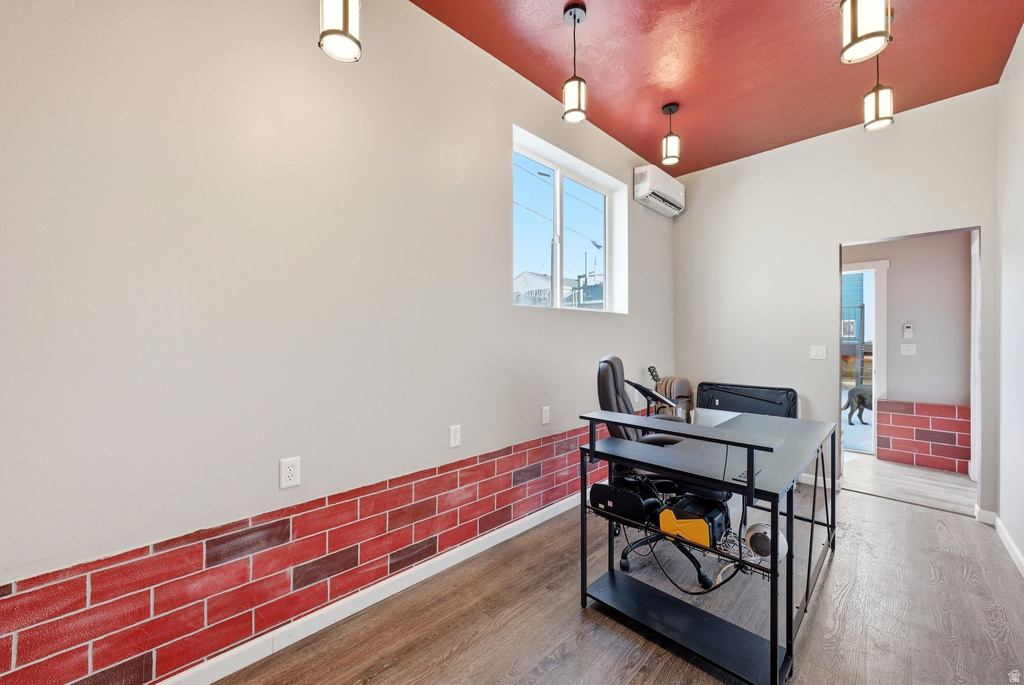 2724 S LAKE ST Salt Lake City, UT 84106