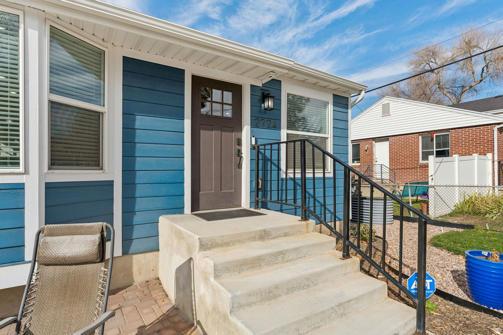 2724 S LAKE ST Salt Lake City, UT 84106