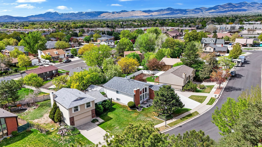 1581 W 6720 S West Jordan, UT 84084