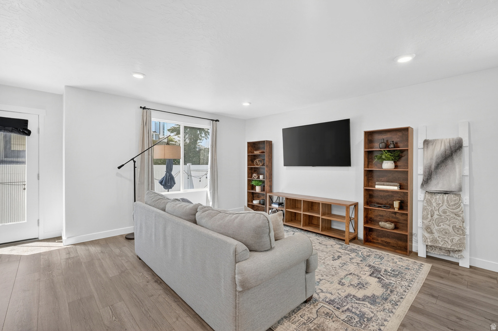 8567 W MEADOW BANK WAY Magna, UT 84044