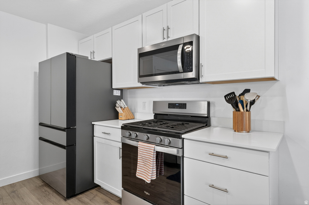 8567 W MEADOW BANK WAY Magna, UT 84044
